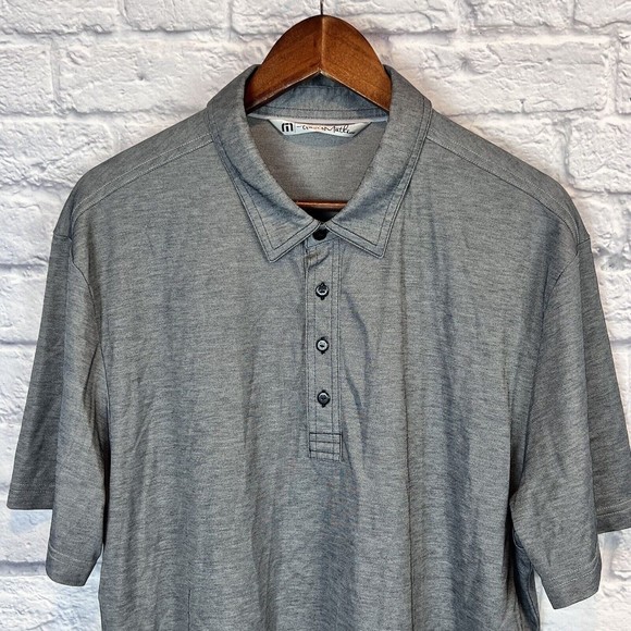 Travis Mathew Men's Four Button Gray Short Sleeve Golf‎ Polo Shirt Logo Size XL - Picture 1 of 7